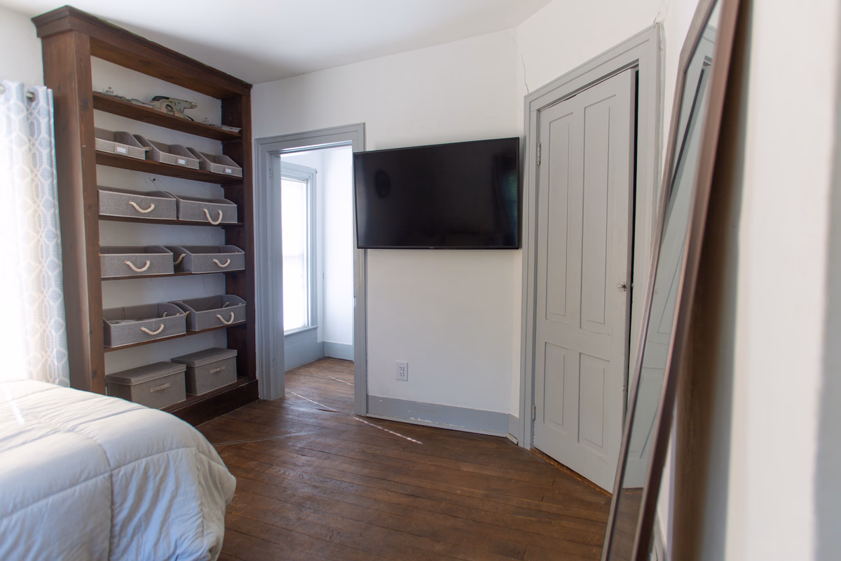 Bright room detail in a current Ravenswood SILK Homes property